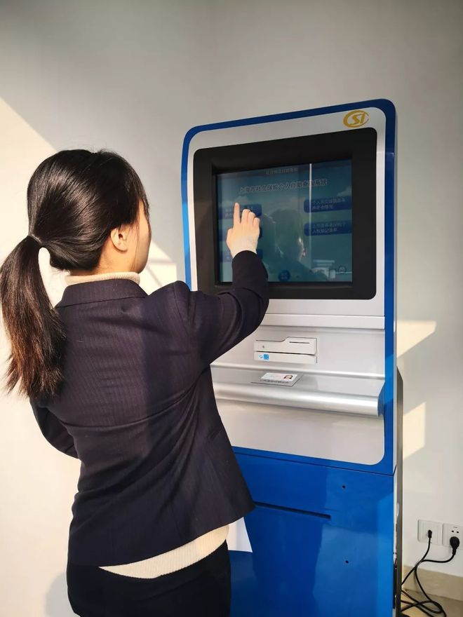 深圳24小时套医保卡回收(24小时套医保卡回收什么意思)