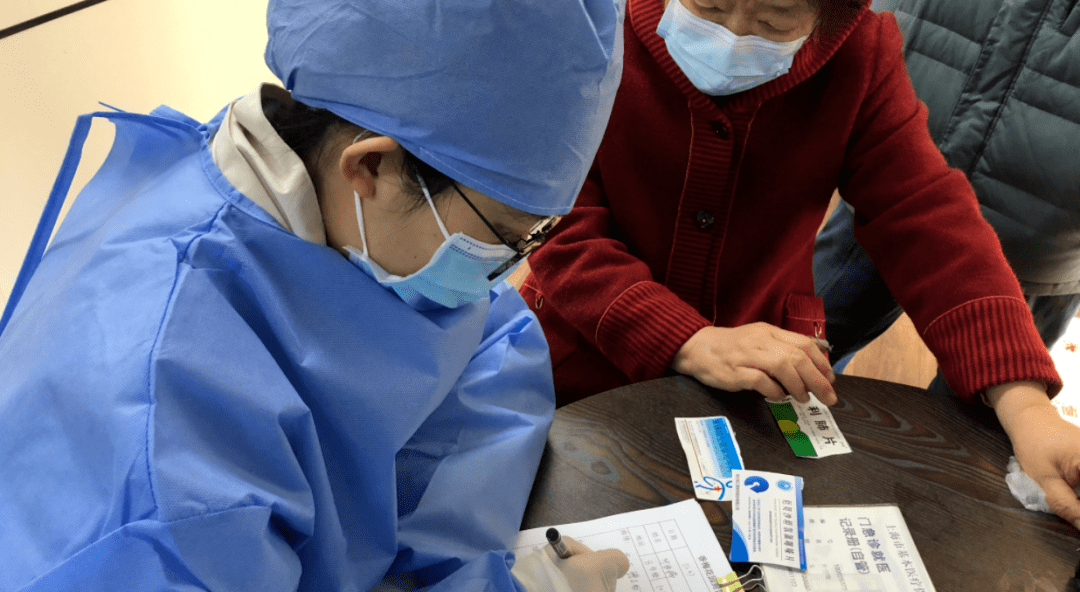 深圳24小时套医保卡回收商家(急用钱24小时医保提取)